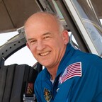 Renowned Astronaut Colonel Jeffrey Williams Joins iLamp Oregon as Chief Operating Officer